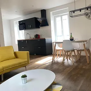 Calme Et Chaleureux Appartement